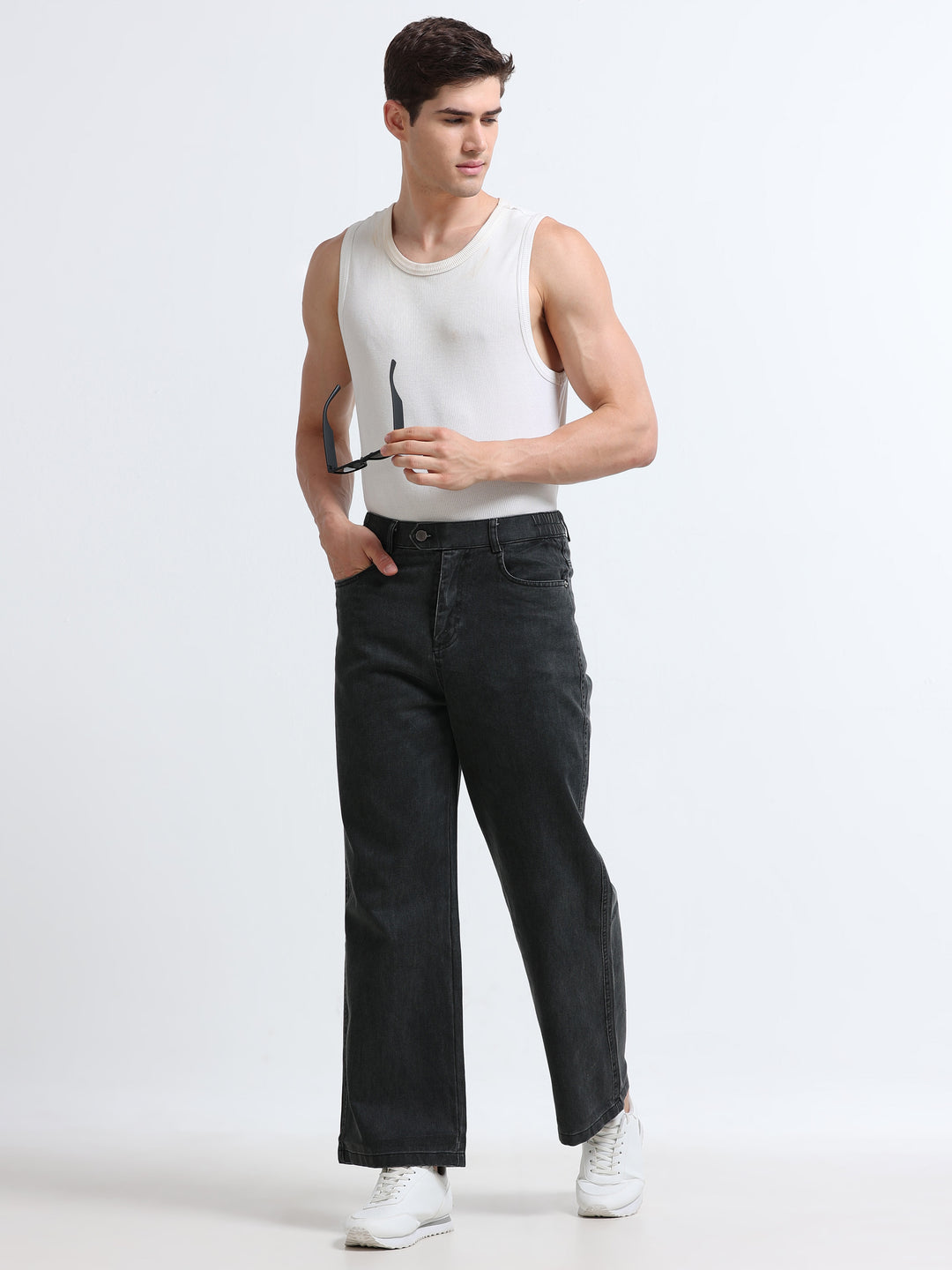 Velano Straight Fit Denim – Washed Black