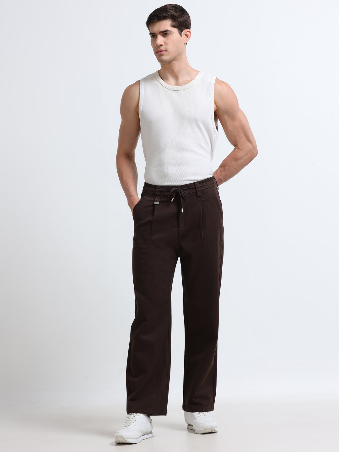 Amalfi Textured Pleated Trouser – Espresso Brown