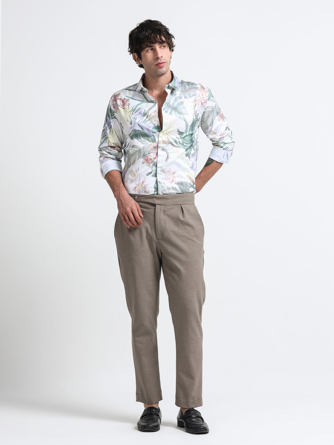 Ethereal Botanique Shirt – Verdant Bloom Veil