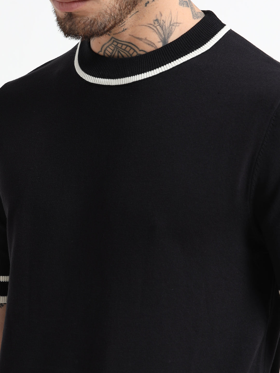Fine-Knit T-Shirt with Contrast Stripe Trim - Black