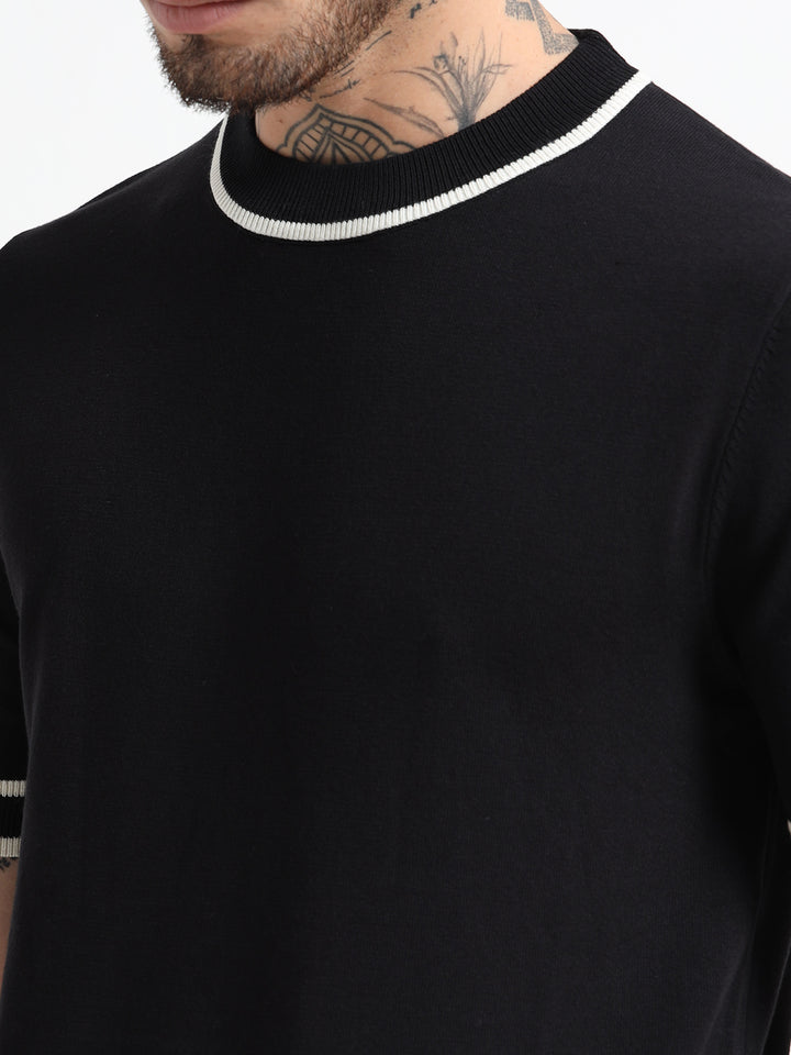 Fine-Knit T-Shirt with Contrast Stripe Trim - Black