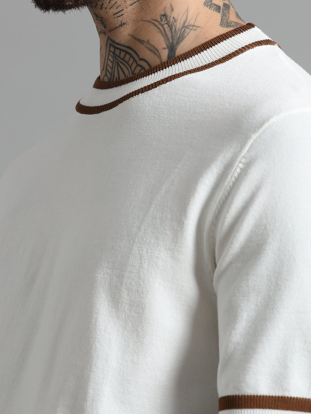 Ribbed Trim Knit T-Shirt with Contrast Stripes - White & Brown