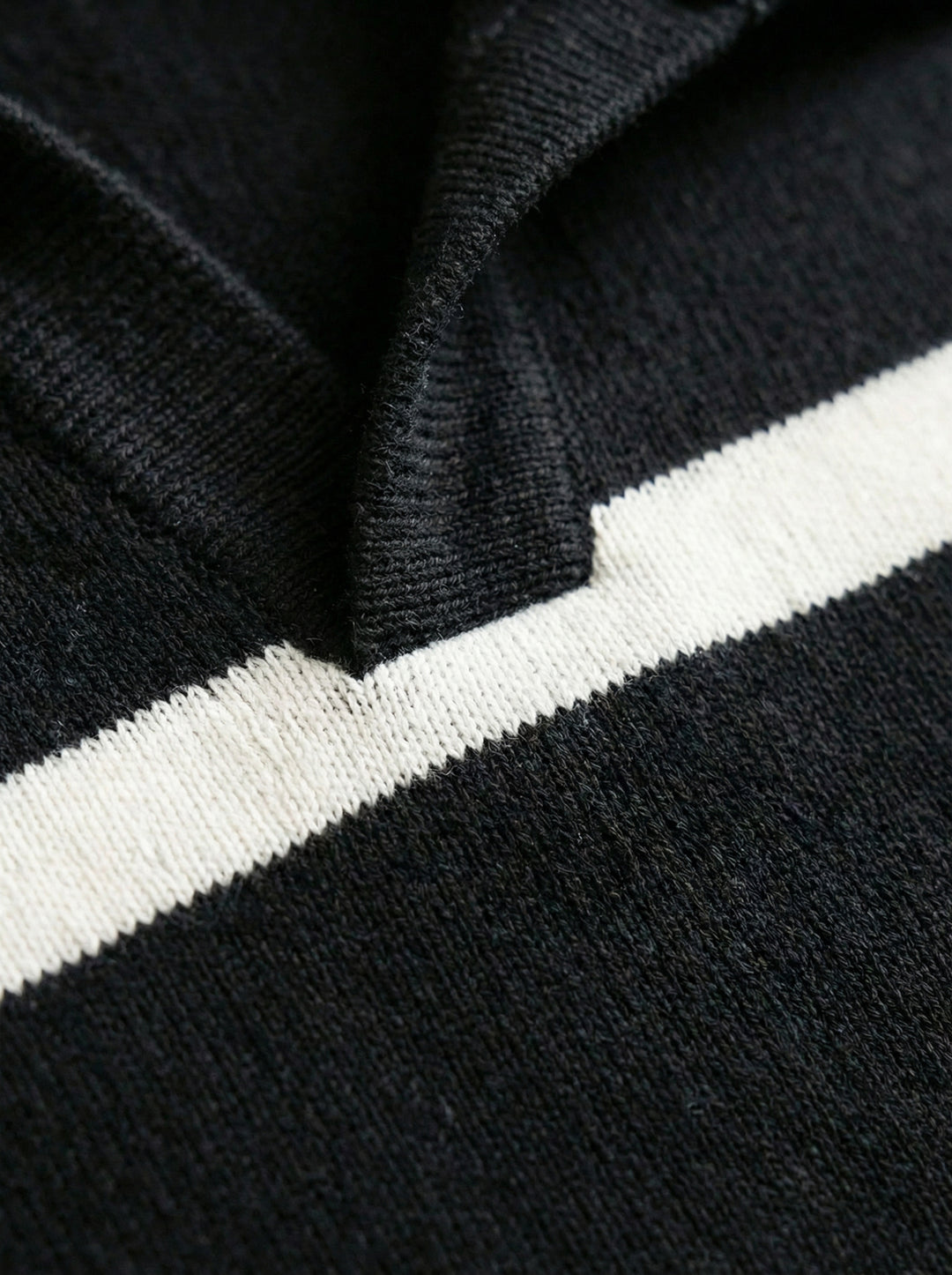 Elvain Stripe Knit Polo - Black