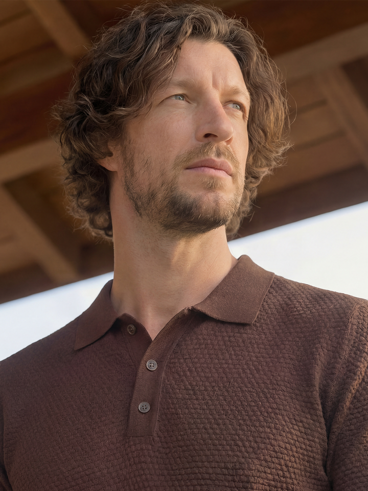 Serano Textured Knit Polo – Cocoa