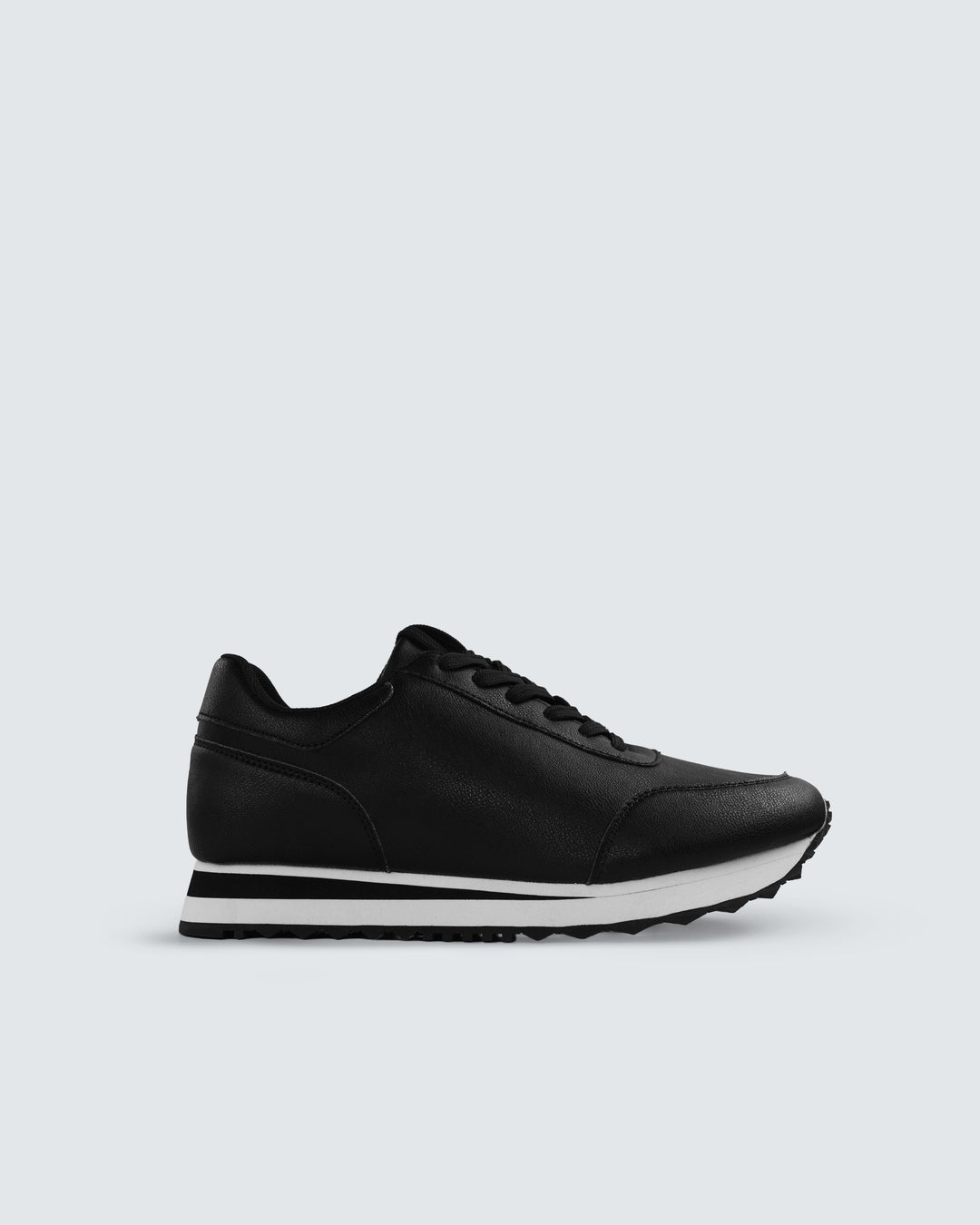 Active Lane Sneakers – Black