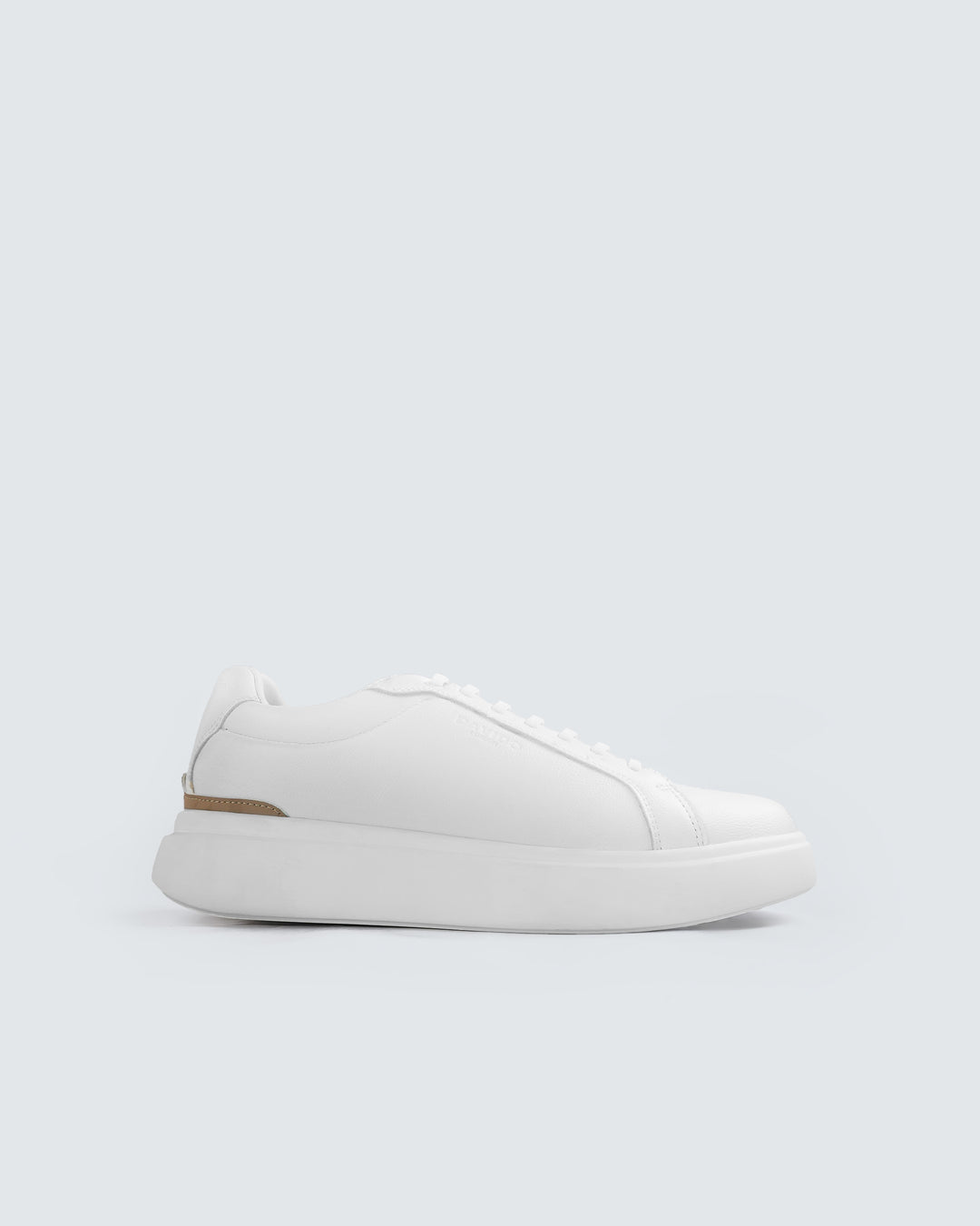 Urban Crest – White / Beige