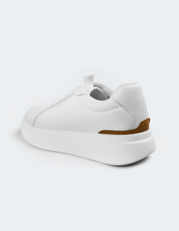 Urban Crest – White / Camel