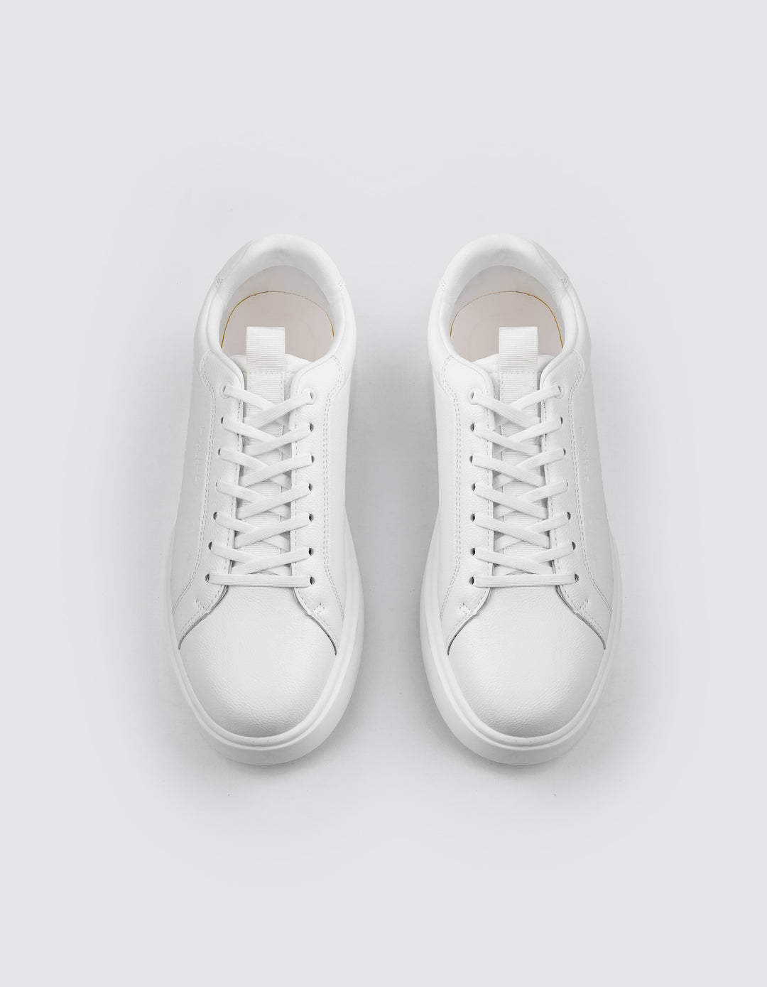 Urban Crest – White / Camel