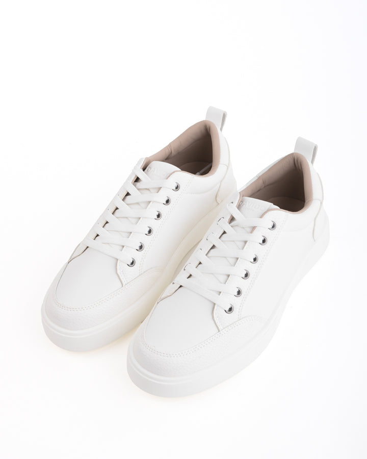 Novaire Sneakers – Ivory Cloud