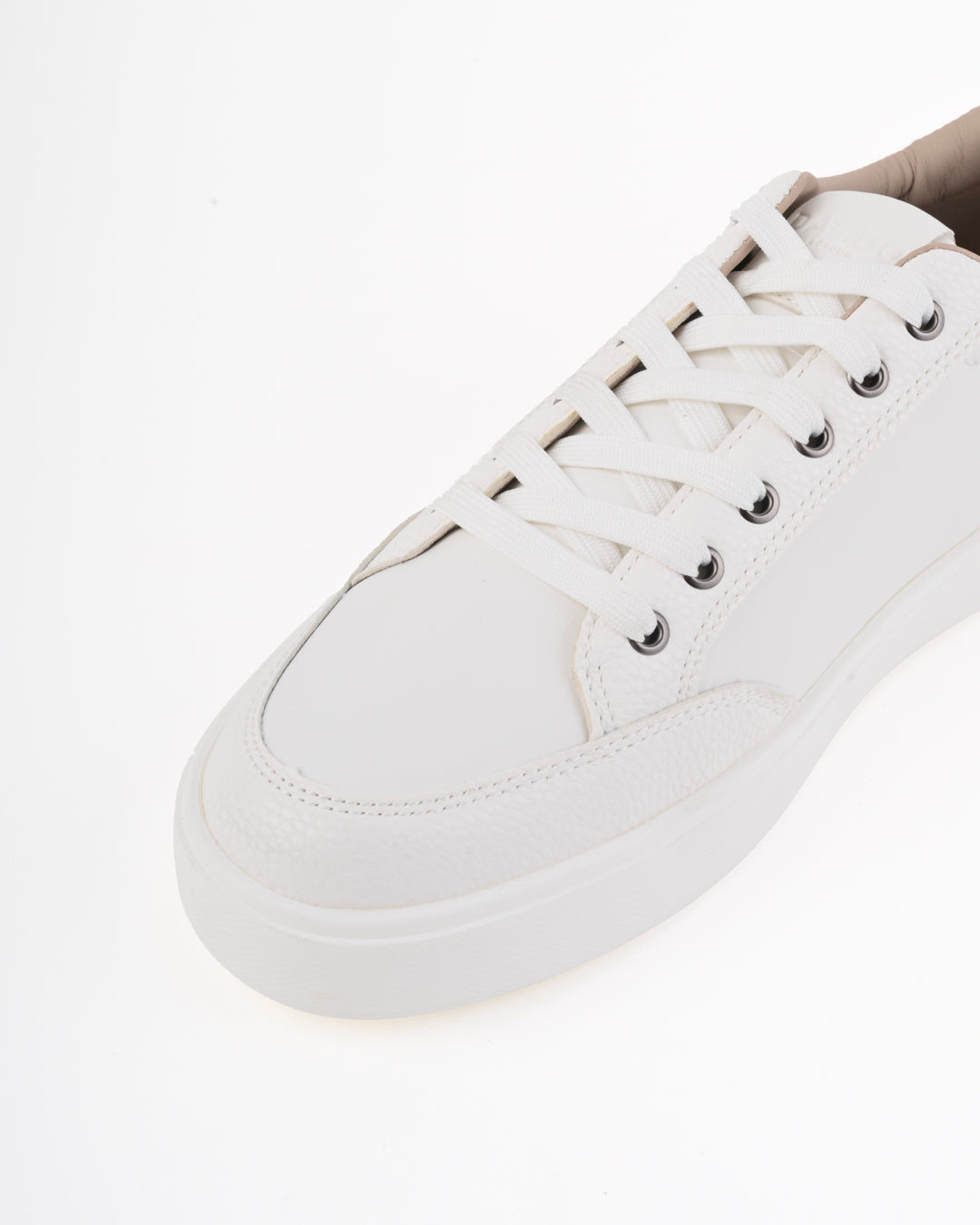 Novaire Sneakers – Ivory Cloud
