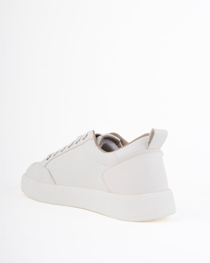Novaire Sneakers – Ivory Cloud