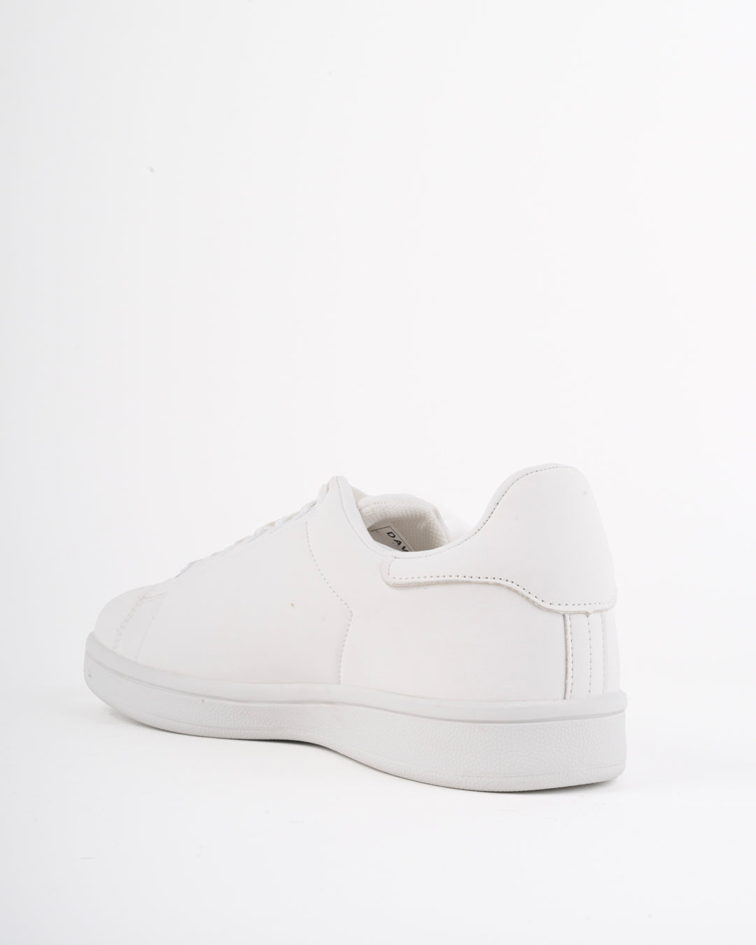 Veltrix Sneakers – Arctic White