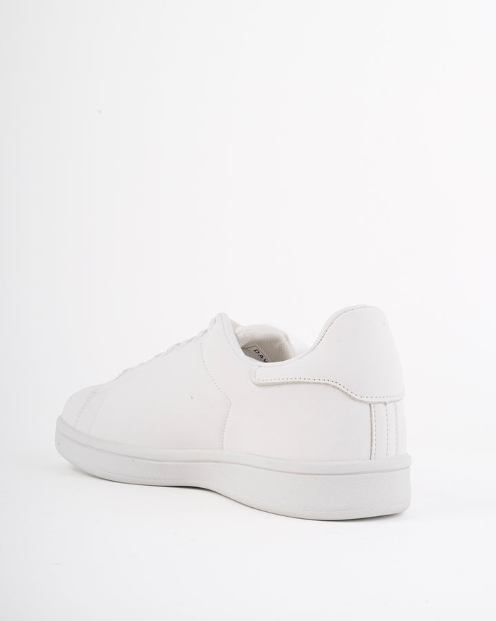 Veltrix Sneakers – Arctic White