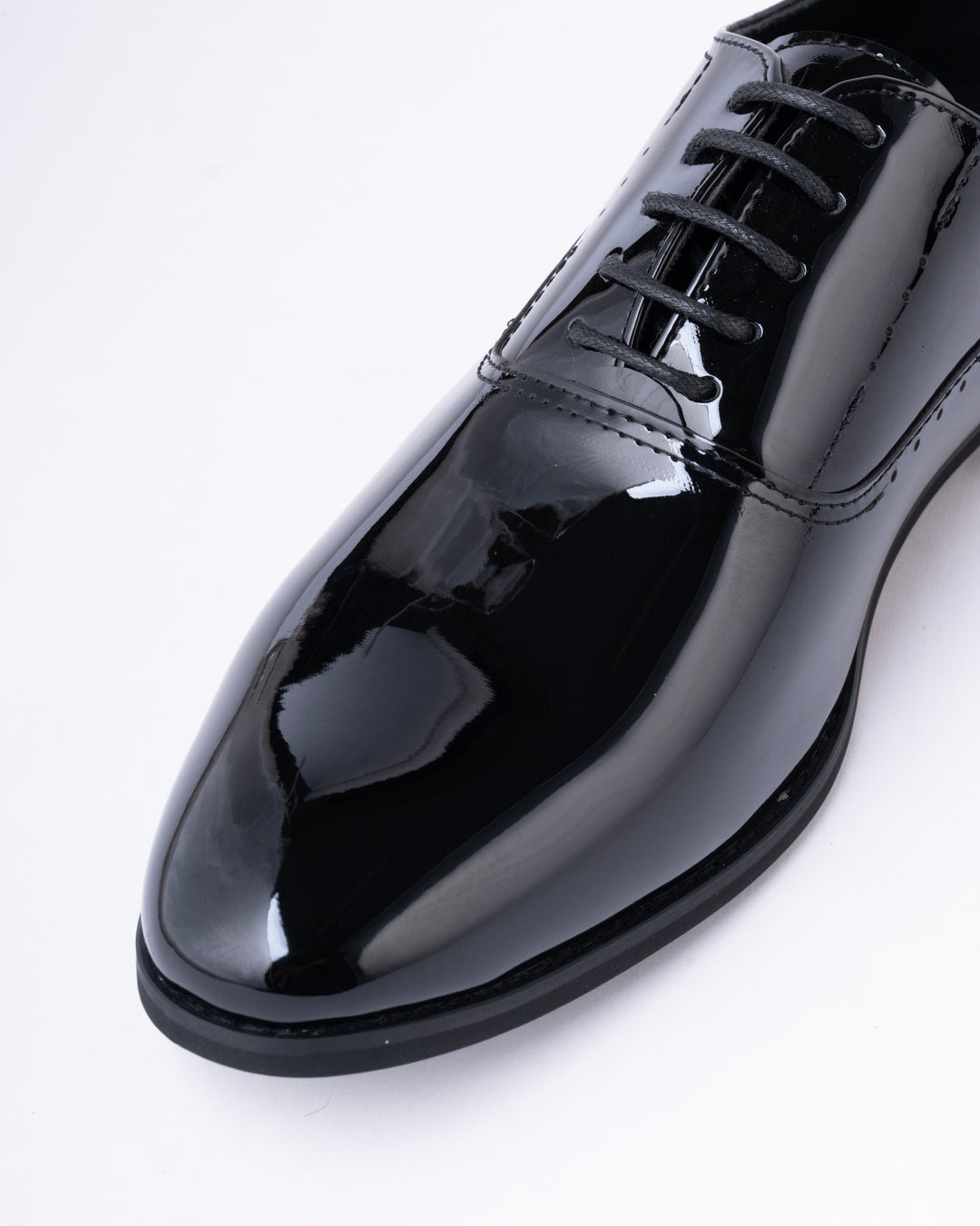 Regent Patent Derby – Obsidian Black