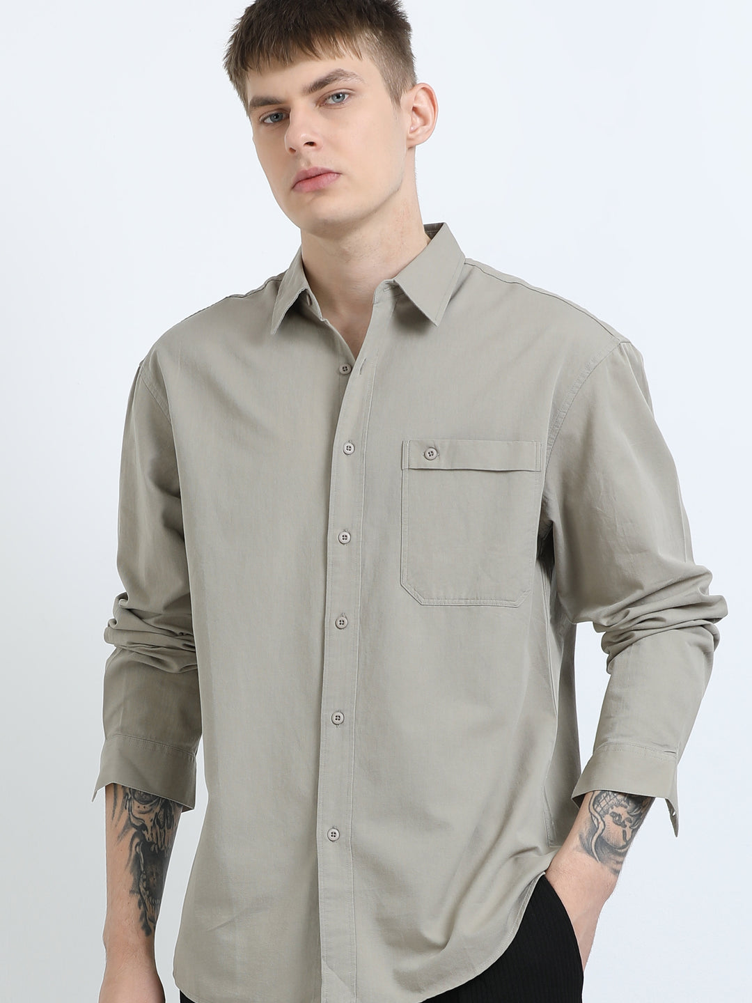 Essential Signature Long Sleeve Shirt