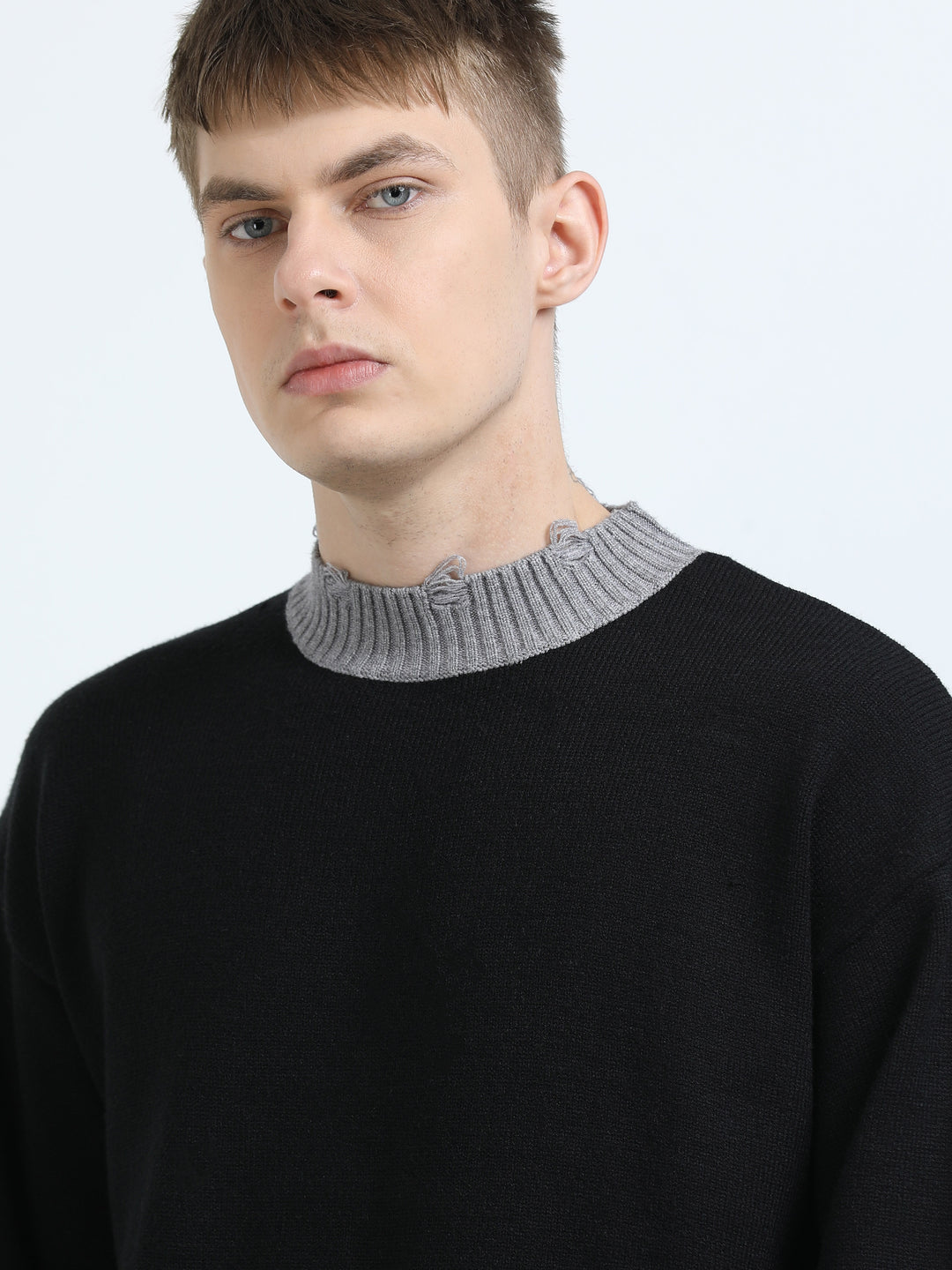 Essential Contrast Trim Knit Sweater