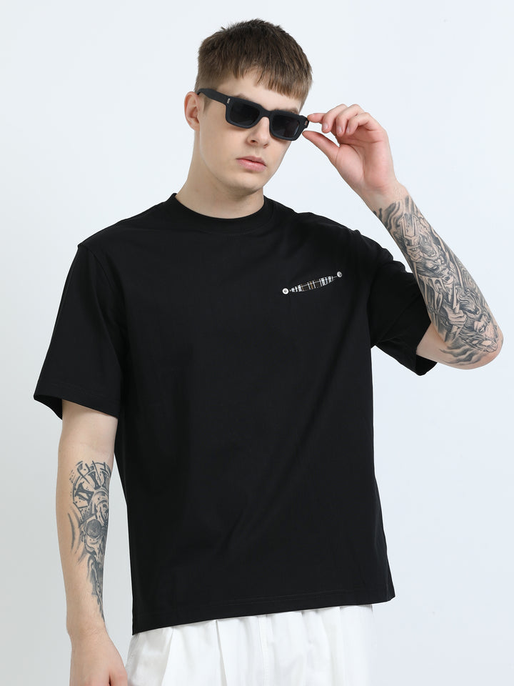Minimal Badge Detail Crew Tee
