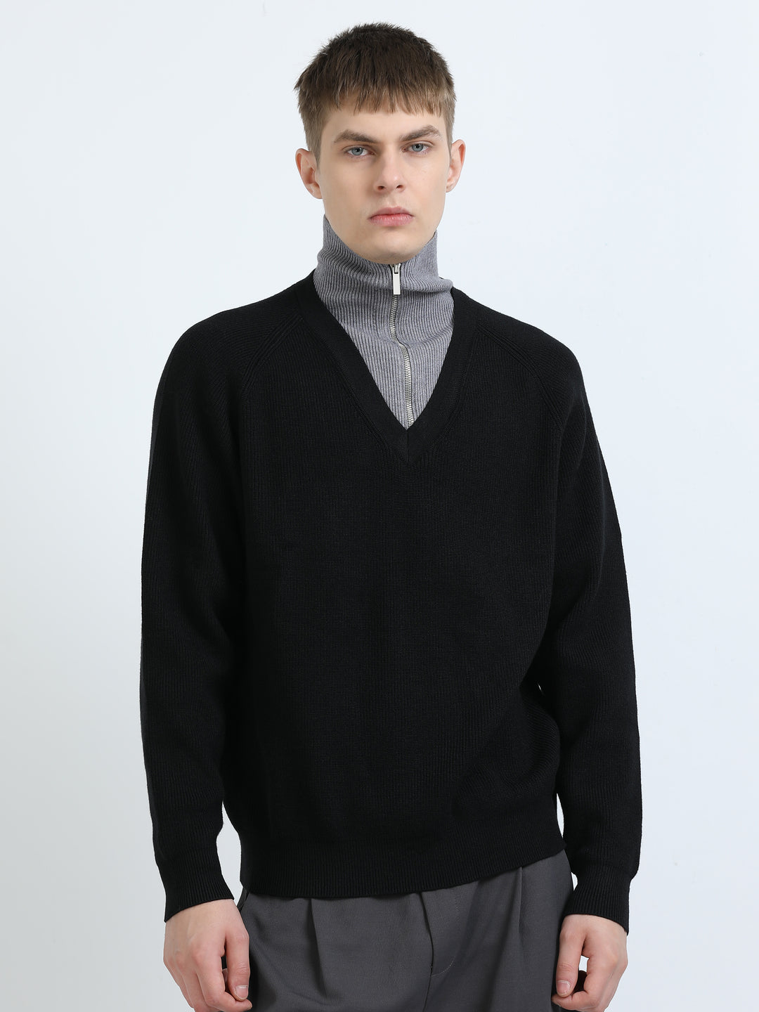 Long Collar Zip Knit Top